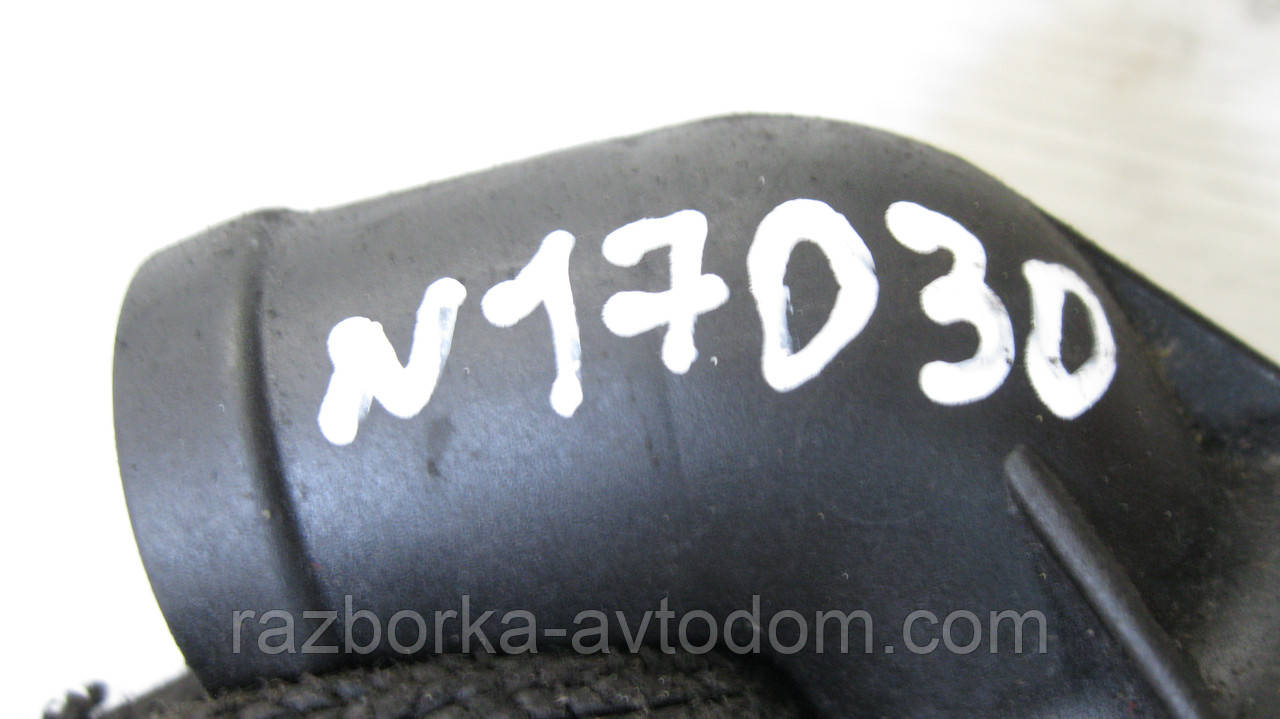 Фланець системи охолодження VW T4 (1990-2003) OE: 028103111C