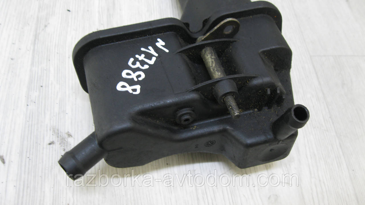 Бачок насоса ГУР VW Lt28-46 (1996-2006) OE: 2D0422371