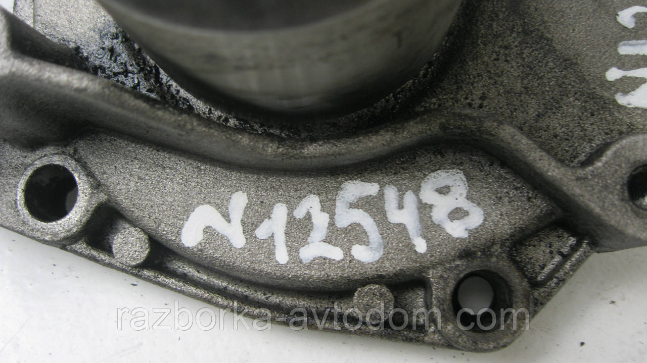 Помпа (водяний насос) Renault Trafic, Opel Vivaro, Nissan Primastar (2000-2014) 1,9CDI OE:7701472182 фото 2
