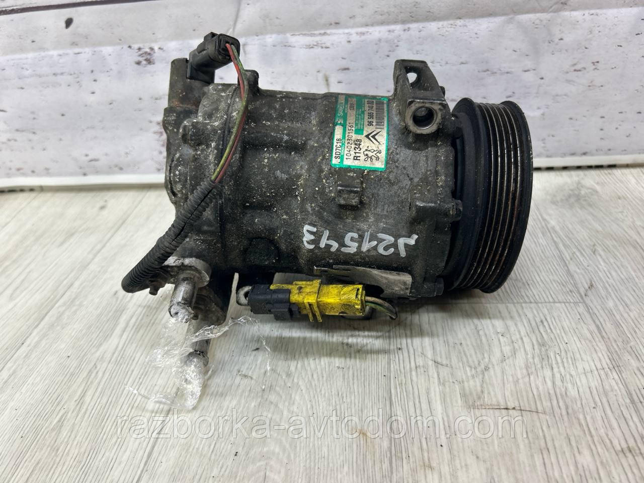 Компресор кондиціонера Peugeot 407, 508, 607, Citroen C5, C6, Renault Latitude OE:9656574080