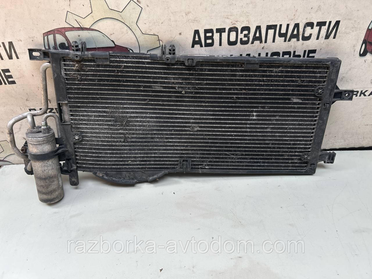 Радіатора кондиціонера 1.3,1,7CDTI Opel Corsa C, Combo C, TIGRA OE:13106020