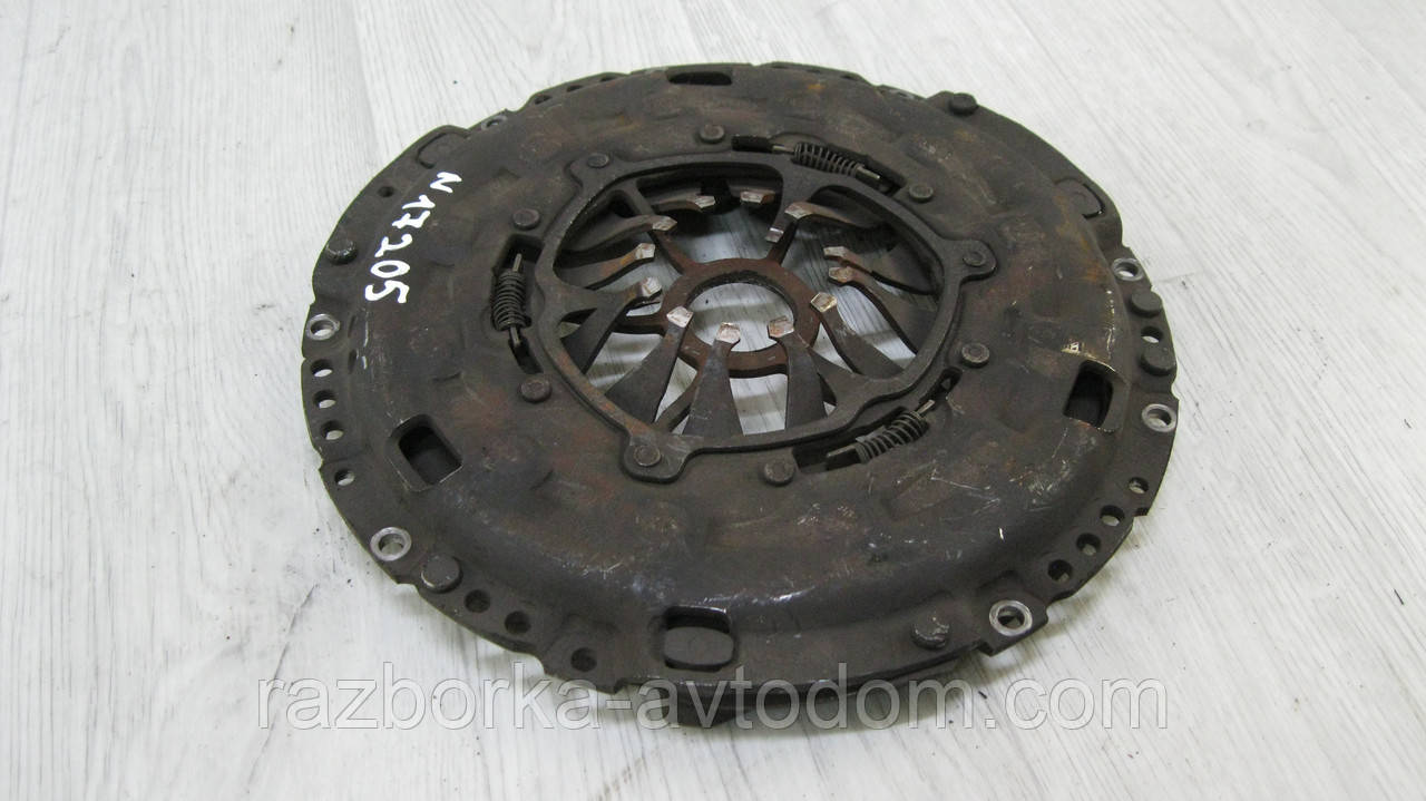 Кошик зчеплення VW Transporter T5 (2003-2015), Caddy 3 (2004-2015) 1.9TDI OE: 03L141031L