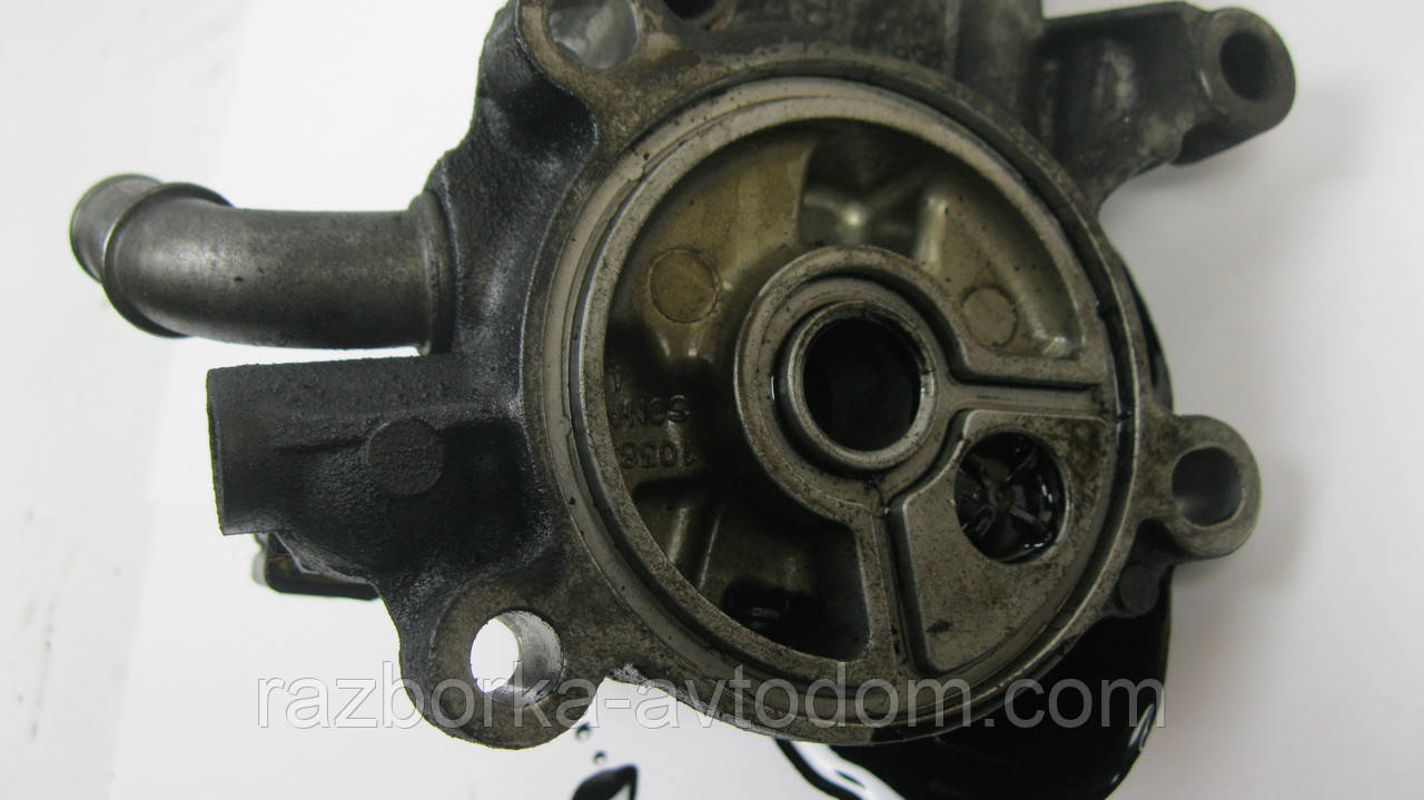 Корпус оливного фільтра Citroen C4 Picasso, Jumpy, Fiat Scudo, Peugeot Expert 2.0HDI OE:9685997780