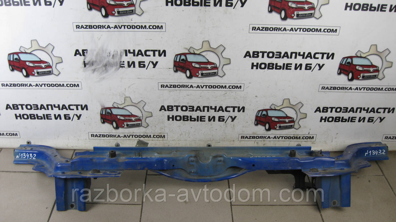 Панель передня верхня (телевізор) Peugeot Bipper, Citroen Nemo, Fiat Fiorino-Qubo OE: 7106F6