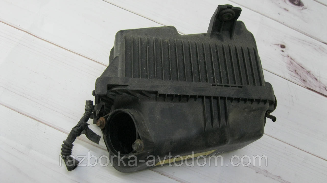 Корпус повітряного фільтра Hyundai Getz (2002-2005) OE:281121C500, 281111C500