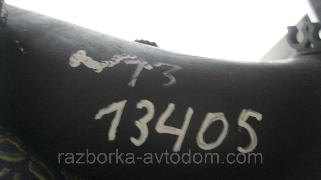 Патрубок повітряного фільтра VW Touran (03-10) OE:1K0129654AA