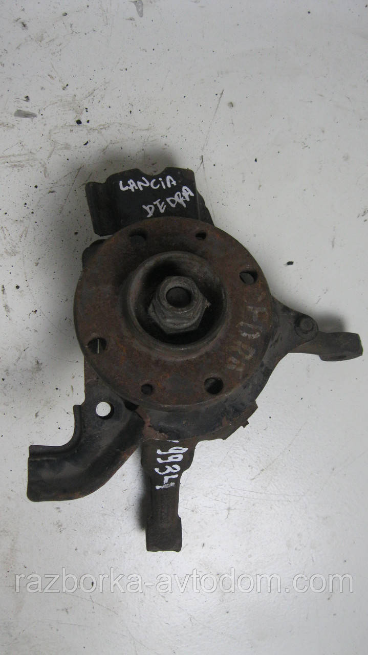 Поворотний кулак/ступиця правий Fiat Marea (1996-2002), Lancia Dedra (1989-1999) OE:46519868