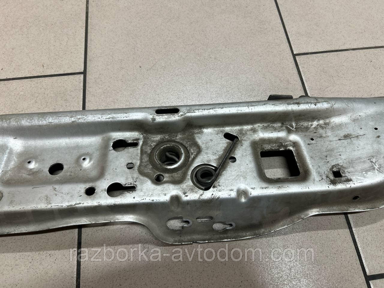 Панель передня верхня частина Opel Astra H (05-15), Zafira B OE:93189014