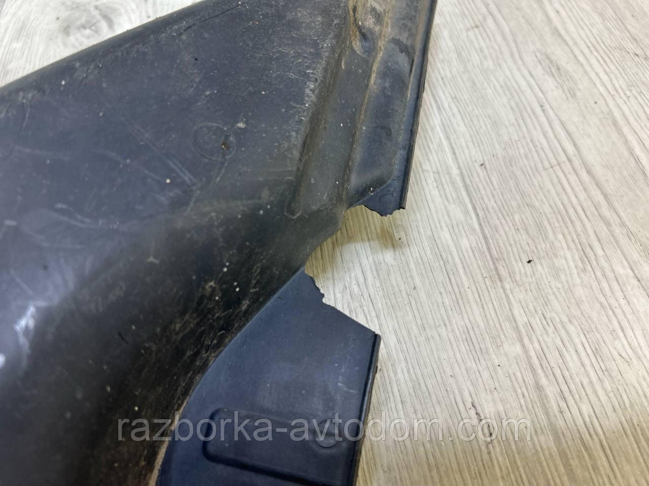 Повітропровід (дефлектор) радіатора лівий KIA Sportage (04-) OE:291351F000 ДЕФЕКТ!