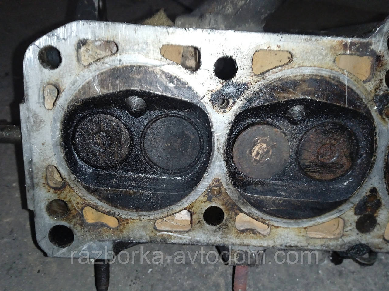 Головка блока циліндрів (ГБЦ) VW Golf 2, Audi 80 B2, Jetta, Scirocco 1.6L (1983-1992) OE:049103373