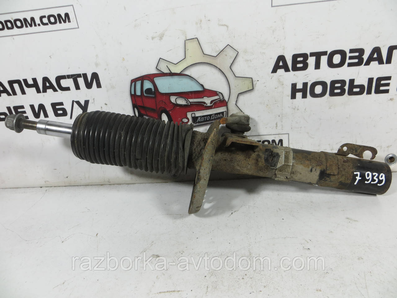 Амортизатор передний VW POLO, SKODA FABIA, SEAT CORDOBA (2002-2009) ОЕ: 100688.0