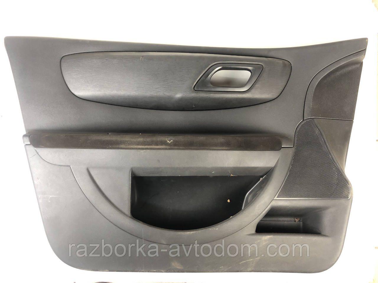 Обшивка дверей передньої лівої Citroen C4 (04-08) OE: 9646270777