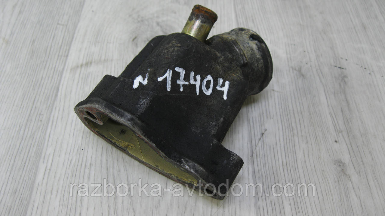 Фланець (трійник) системи охолодження 2.3TDI Mercedes Vito W638 (1996-2003) OE:6012032431, A6012032431