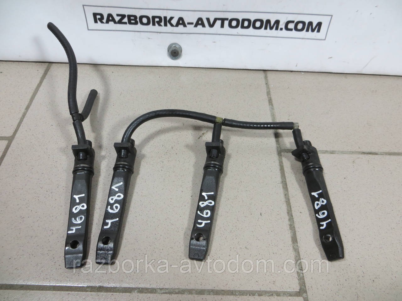 Кронштейн форсунки (Комплект 4 шт) Opel Zafira A (1999-2005) 2.0DTI 16V OE: 90573868