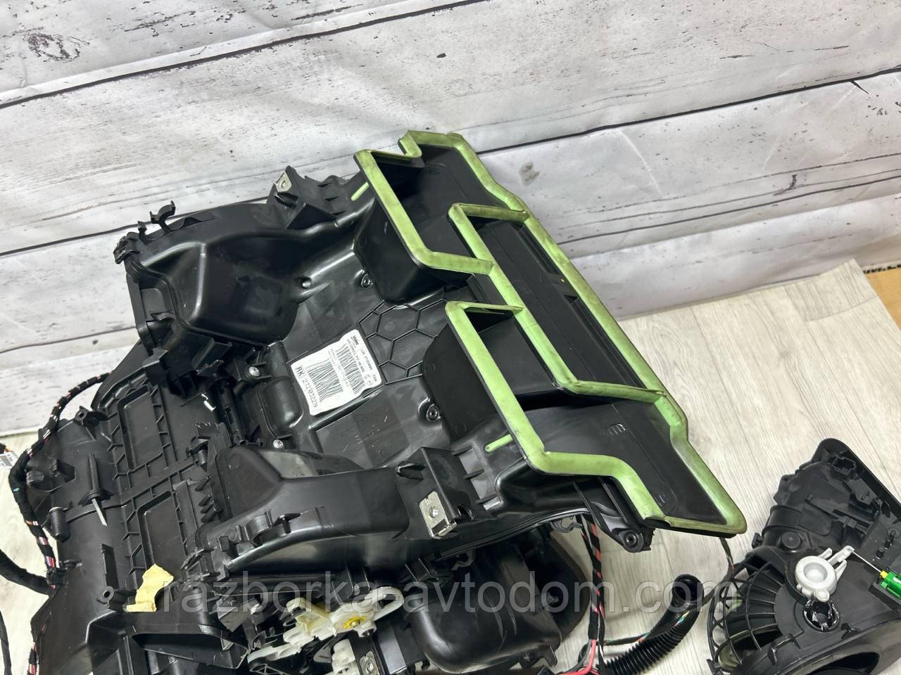 Корпус печки під AC Renault Scenic 3, Grand Scenic 3 (13-) OE:272703227r