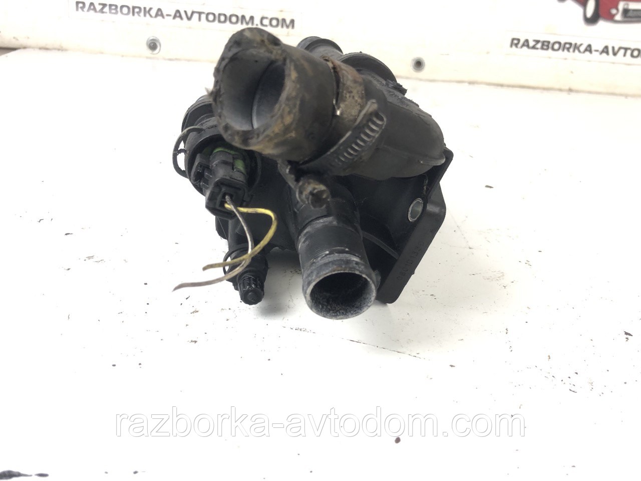 Корпус термостата Citroen Berlingo (07-16)