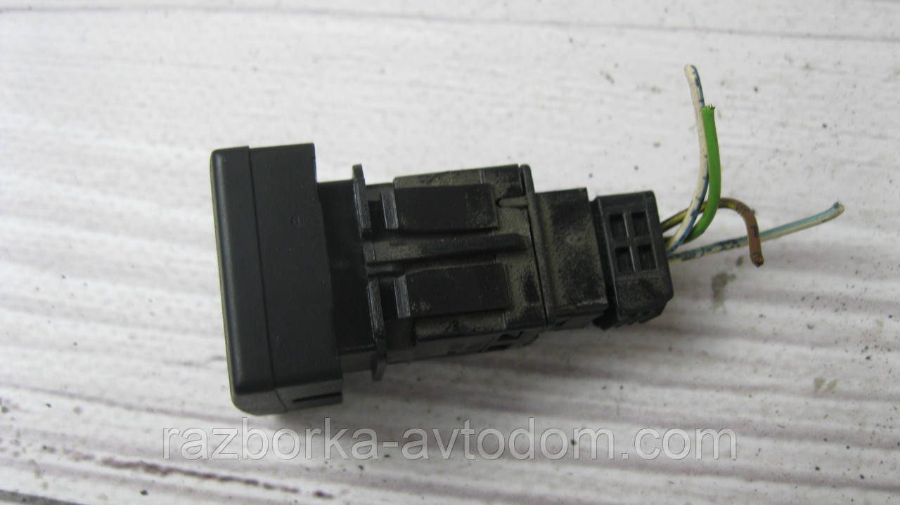 Кнопка парктроніка Citroen C4 (2004-2010) OE:96476639XT