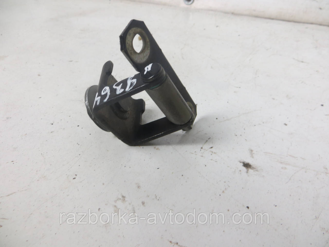 Петля кришки багажника Renault Megane 3, Scenic 3 (2009-2016) OE:C270332