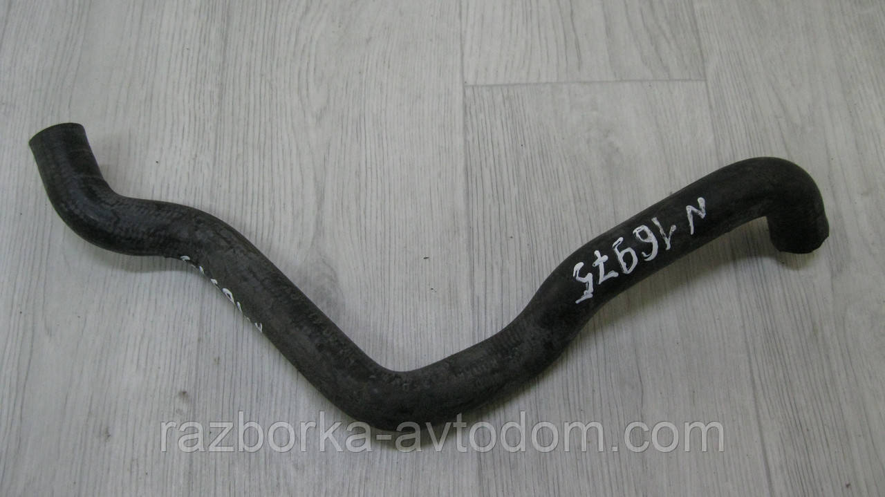 Патрубок системи охолодження Opel Astra F (1994-2002) OE: 90411163