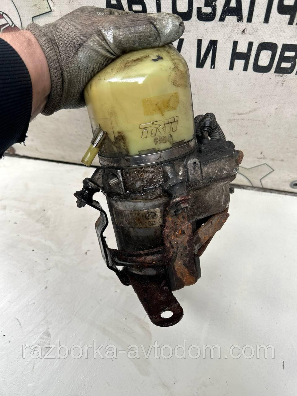 Насос електрогідропідсилювача керма (егур) Opel Zafira A (99-05), Astra G OE:1040085003094