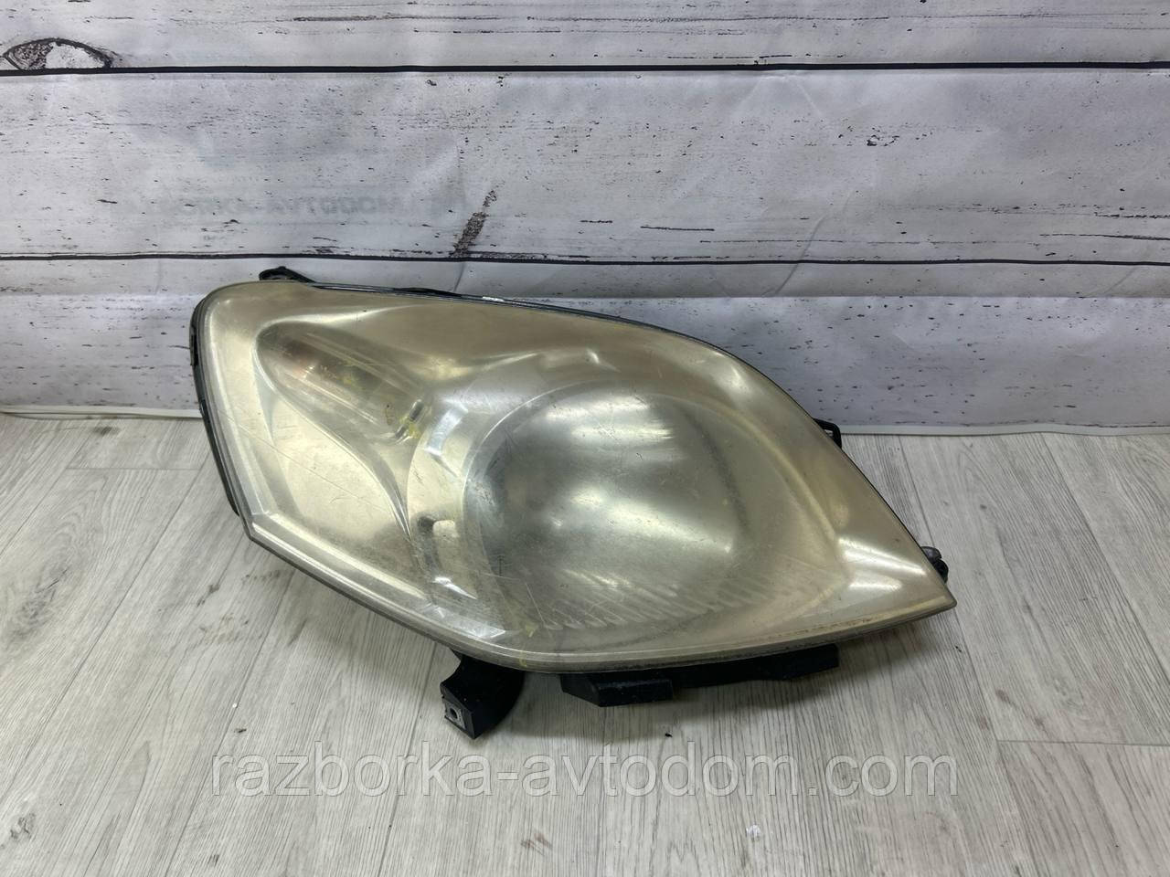 Фара передня права Fiat Fiorino (07-), QUBO (07-), Bipper (07-) Nemo (07-) OE:1353197080