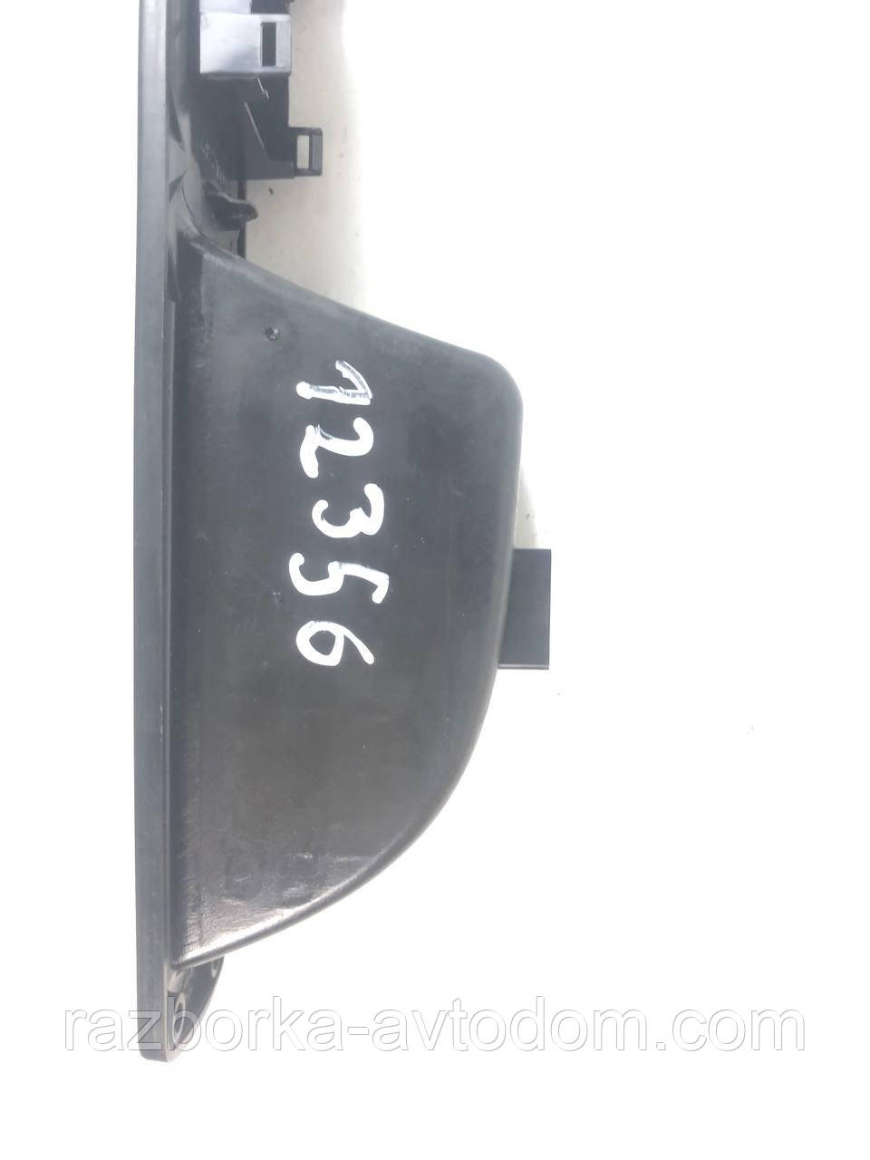 Корпус кнопок склопідіймача передніх правих дверей Citroen C4 (04-10) OE: 9650912377 фото 2