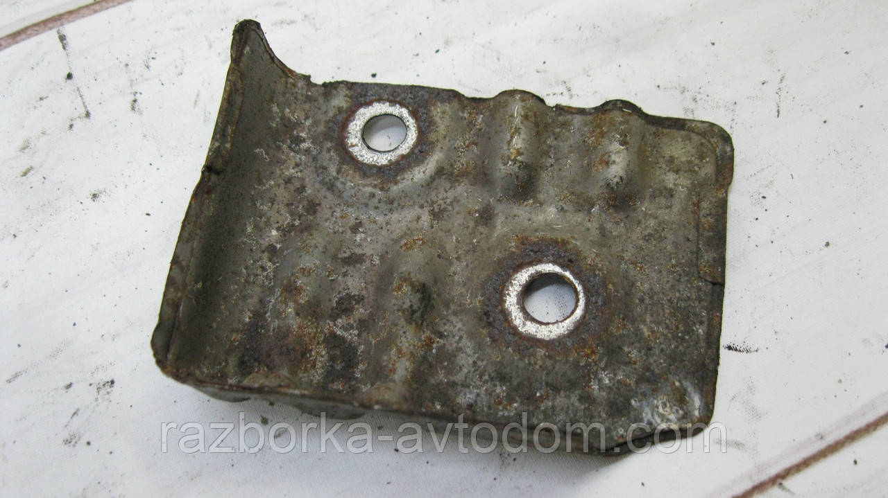 Кожух термозахисний випускного колектора Hyundai Getz (2002-2005), Accent 2, Matrix 1 (01-05) OE:2852727500