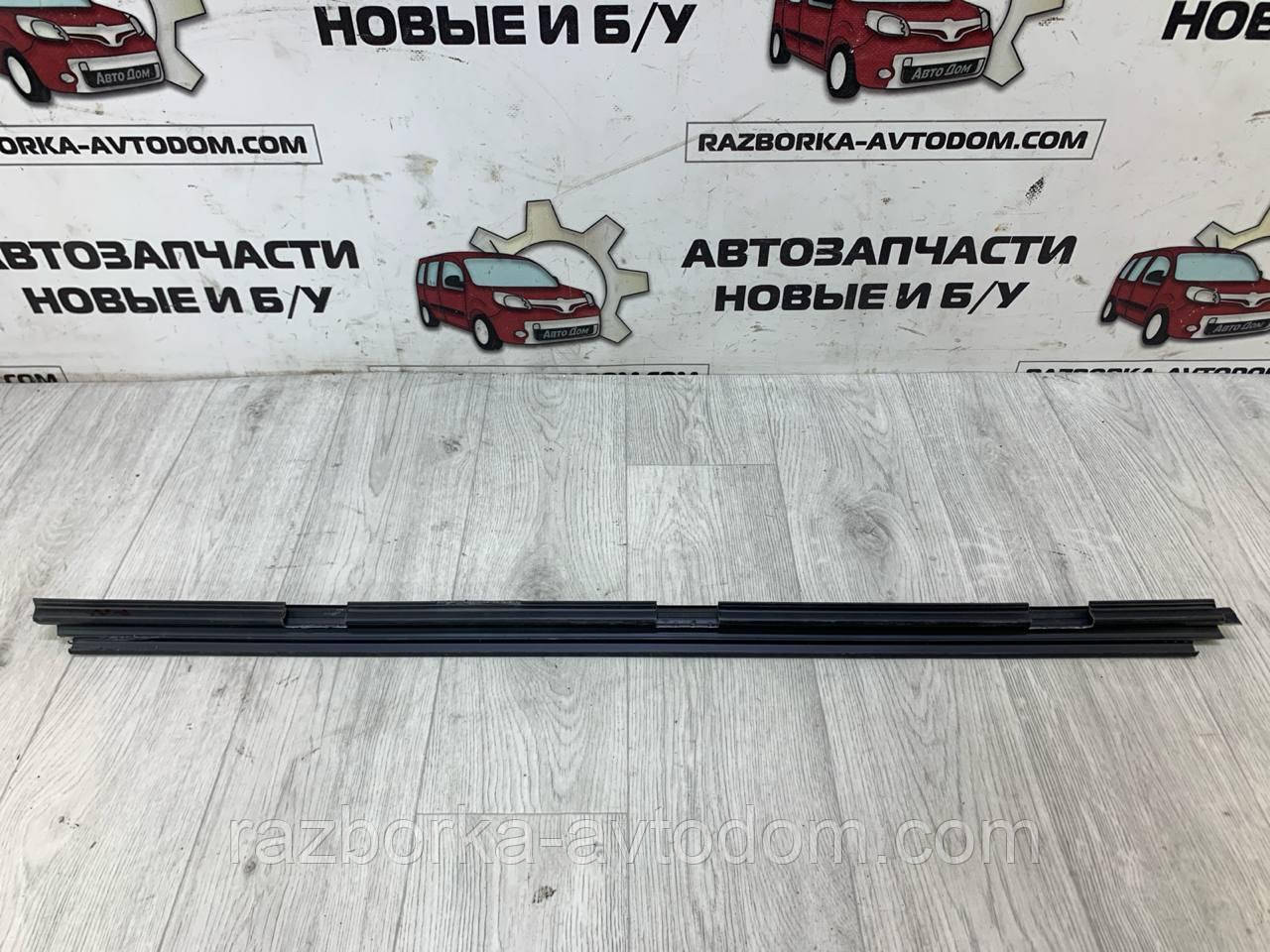 Молдинг/знімач скла дверей передньої лівої (внутрішній) Skoda Superb (02-08) фото 2