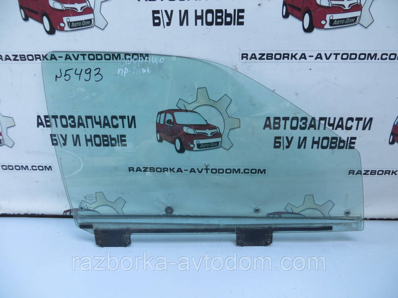 Скло передніх правих дверей Ford Scorpio (1985-1994) ОЕ: 1010208