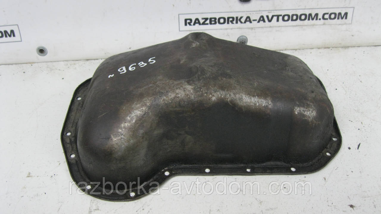 Оливний піддон двигуна VW Passat B3 1.9TDI (1988-1993) OE:051103601