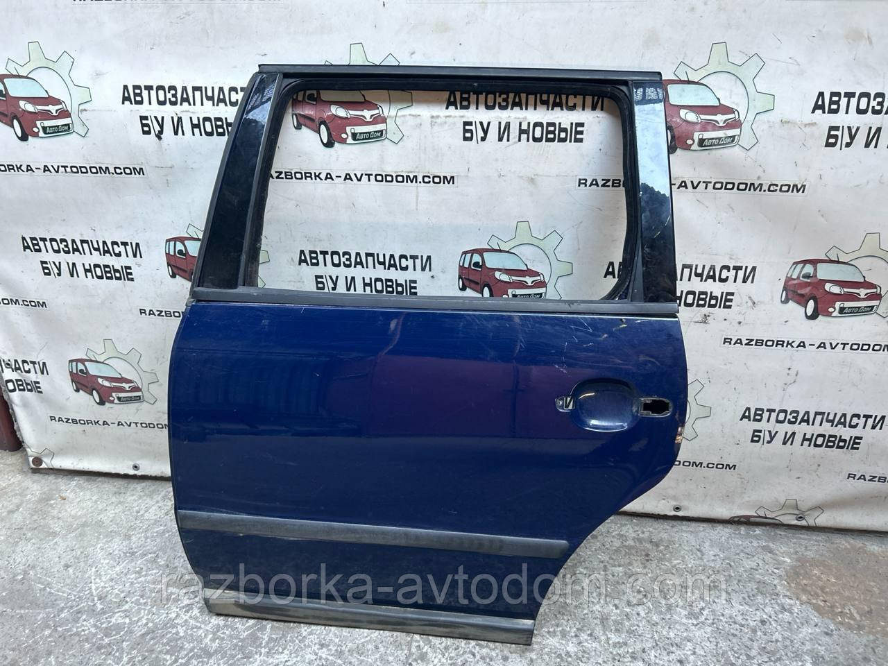 Двері задня ліва універсал VW Passat B5 (96-05) OE:3B9833051AC