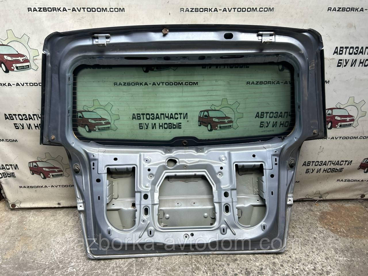 Кришка багажника Opel Zafira B (2005-2010) OE:93185632 Дефект!