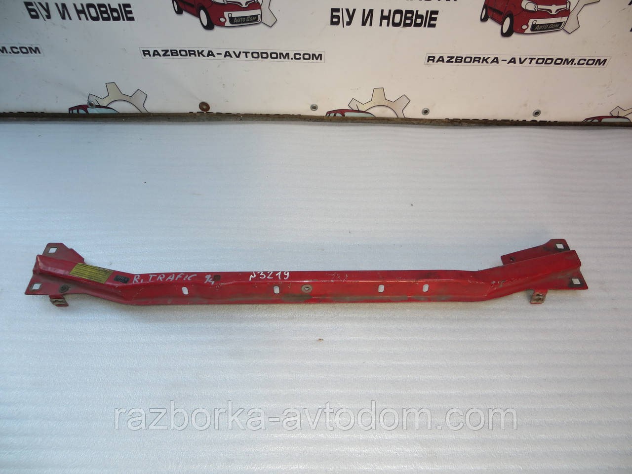 Панель передня верхня Renault Trafic (1994-2000) OE:7700835728