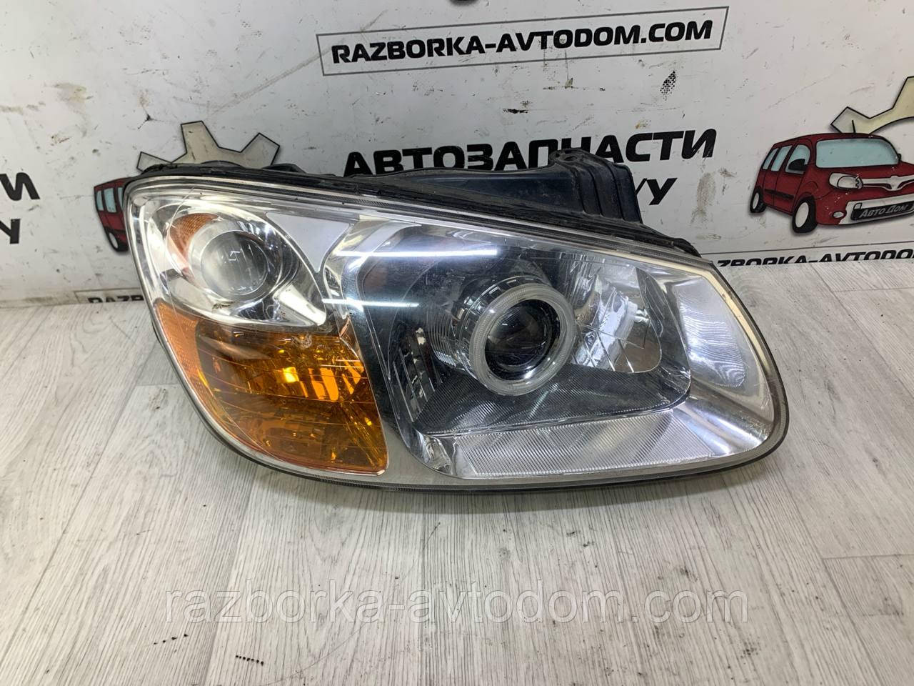 Фара права передня Kia Cerato (2006-2009), OE:921022F521