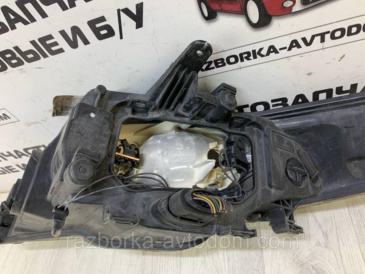 Фара права Ford Mondeo (07-10) OE: 7S7113W029 Б/У Оригінал.