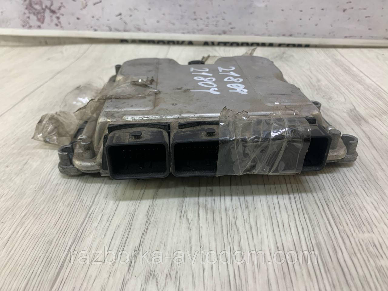Компютер блок керування двигуном (ЕБУ) 2.2 dci Renault master (1998-2003) OE:8200110105