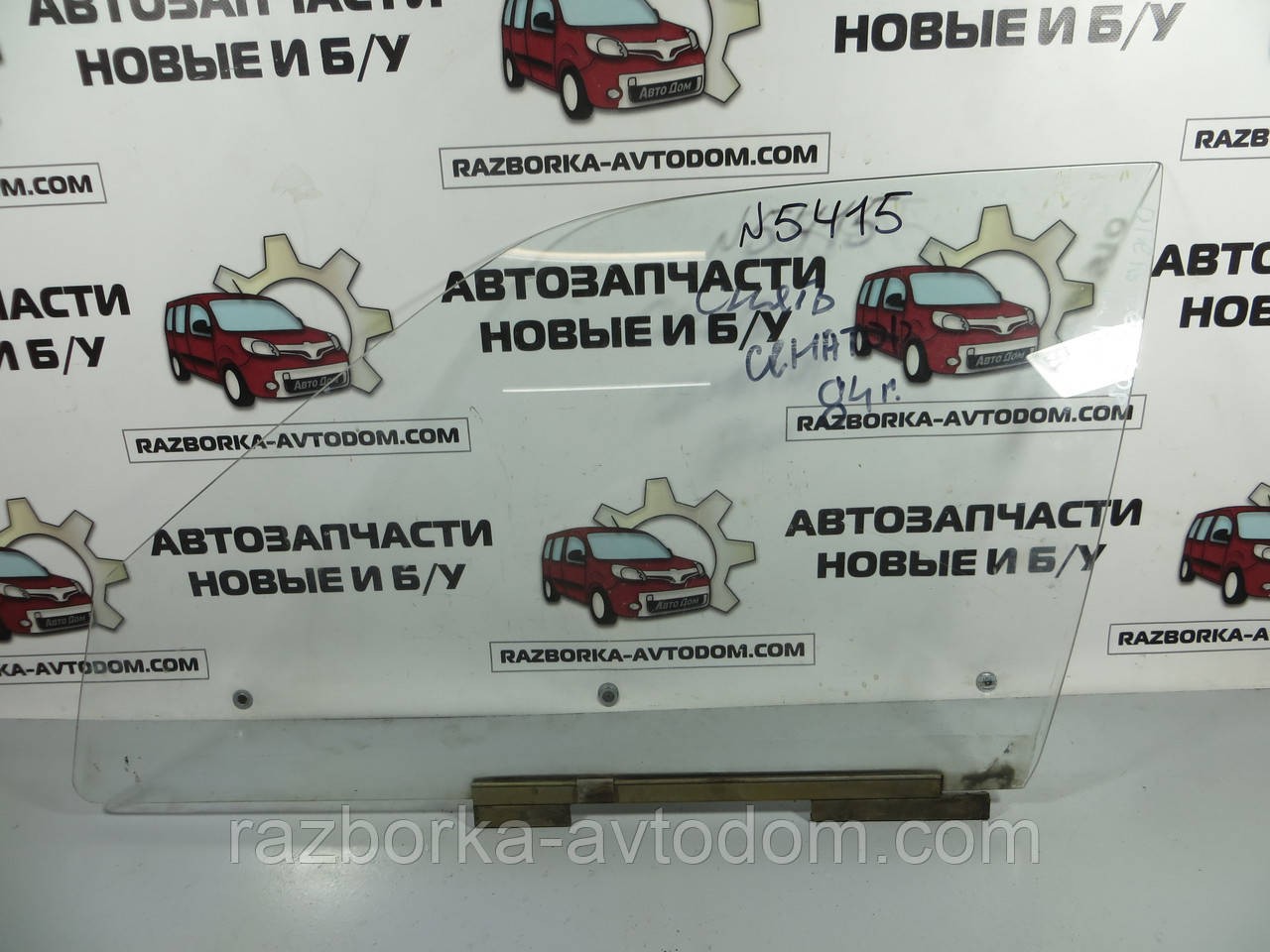 Скло передніх лівих дверей Opel Senator (1978-1994)