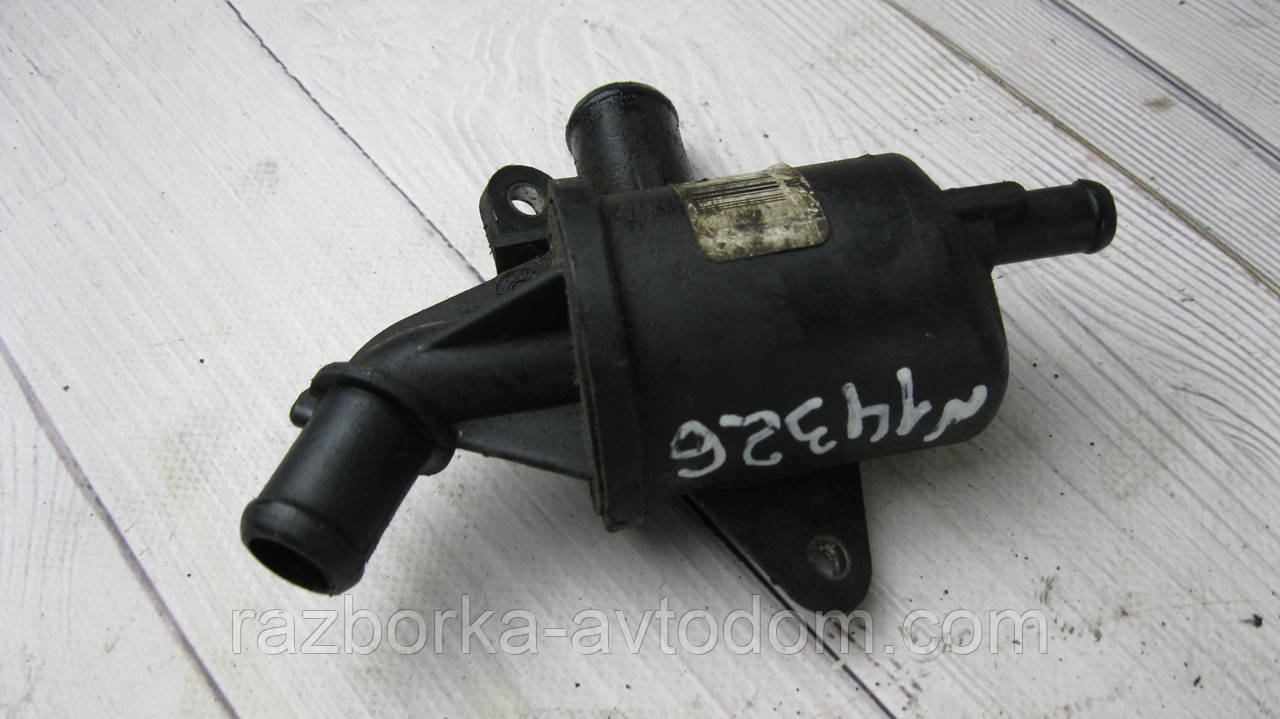Сапун (фільтр картарних газів) Opel Combo C (2001-2011) OE:55185372