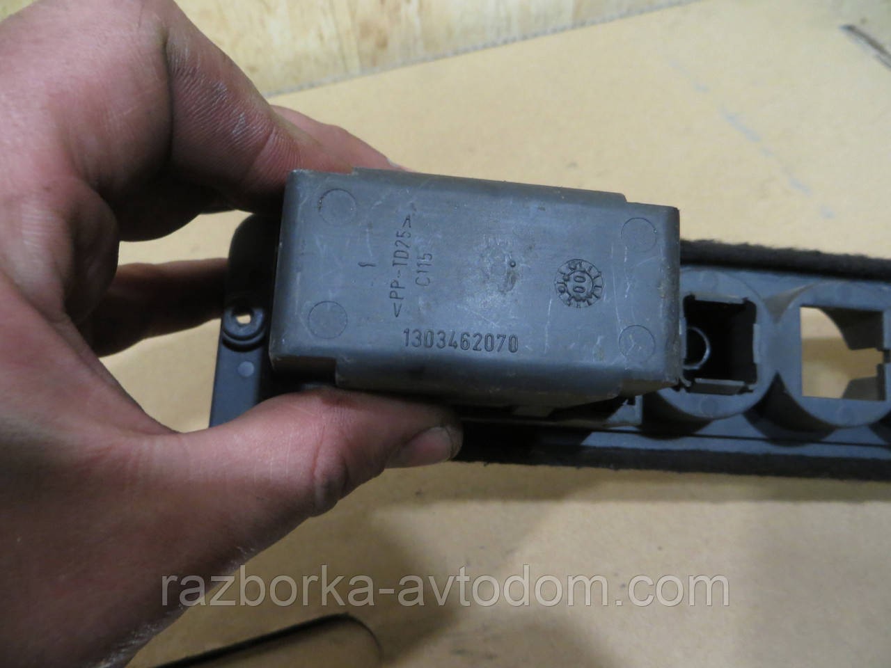 Декоративна накладка торпеди панелі (кишеня) комірка Fiat Ducato (1994-2002) OE:1303462070