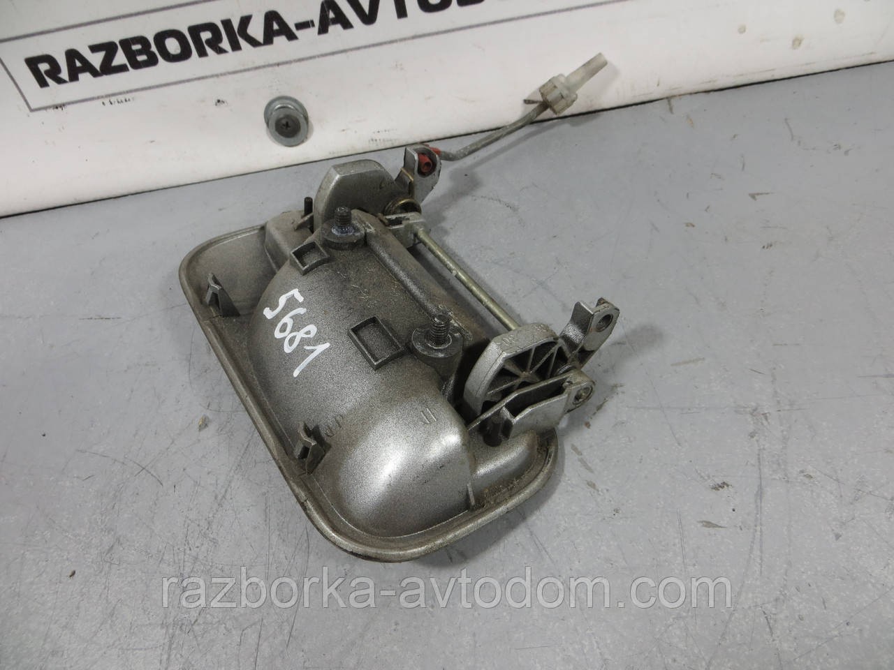 Ручка зовнішня задніх лівих дверей OPEL VECTRA B, Tigra (1995-2003) ОЕ: 90546391