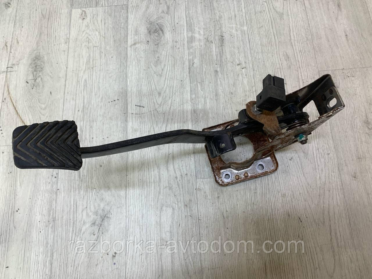 Педаль гальма Kia Cerato (2006-2009), OE:328002F000