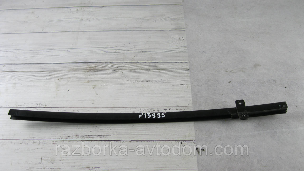 Напрямна скла дверцят задньої правої VW Touran (03-10) OE: 1T0839408E