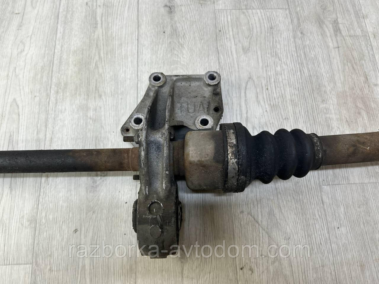 Полоусь передня права (привод) (25/22) Peugeot 307, 207, 306, Citroen C4 I OE:9636786880 OE: 3273AH