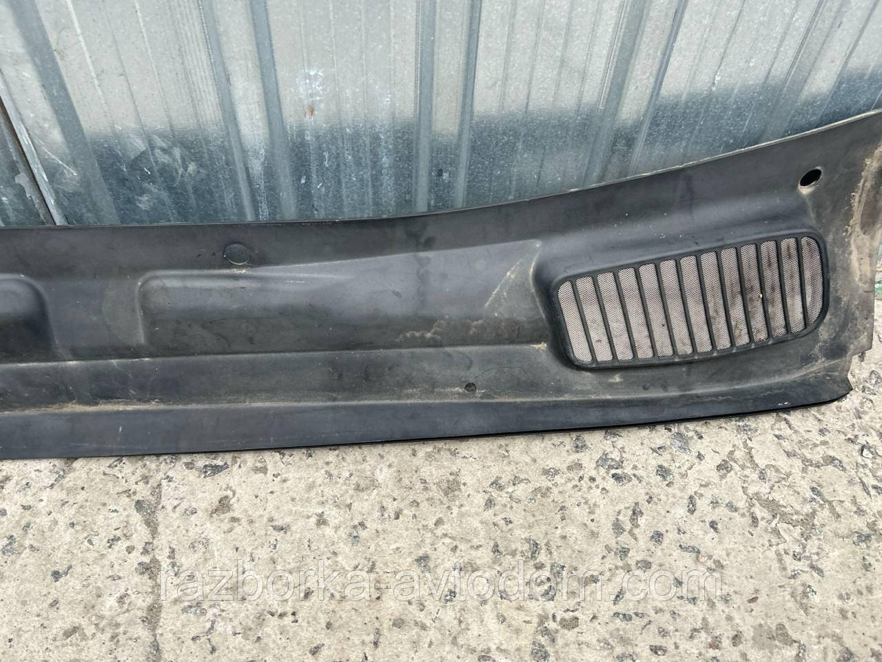 Водосток/пластик лобового скла (жабо) Ford Mondeo MK4 (07-10) OE:7s71a02216ak