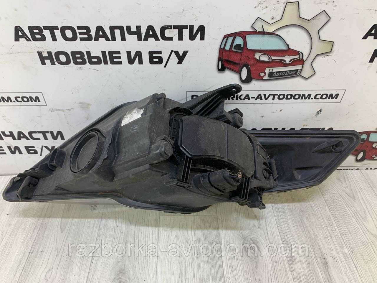 Фара права Ford Mondeo (07-10) OE: 7S7113W029