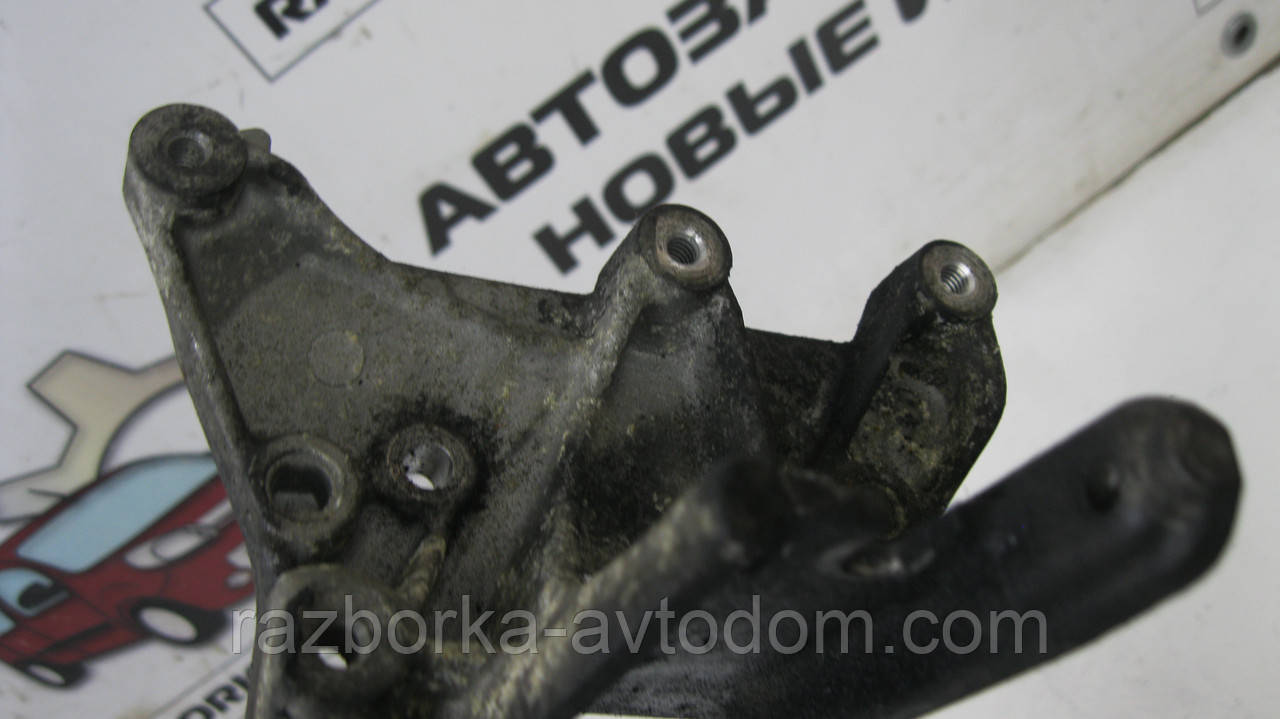 Кронштейн клапана EGR Citroen C4 Picasso (2006-2013) OE:1618S6