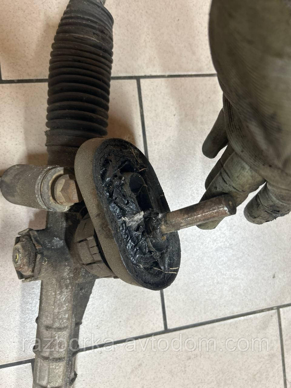 Кермова рейка (без ГУР) Opel Corsa C (00-06), Combo (01-11), Tirga (04-09) OE:93184602