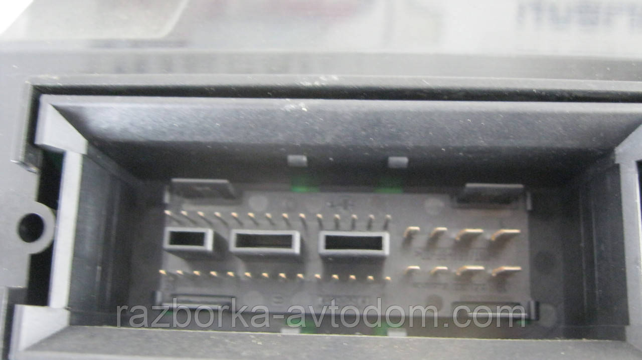 Панель приладів VW Golf 5 1,9TDI (2003-2008) OE:1K0920854R