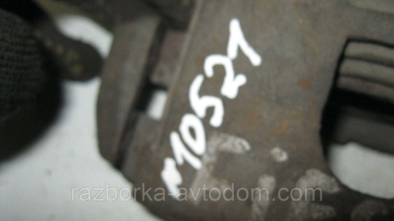 Суппорт передній лівий Ford Fiesta (1989-2002) OE:89FB-2L232-AB