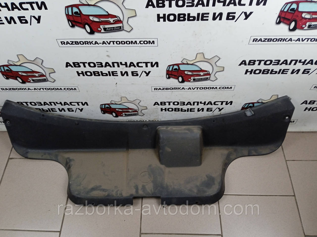 Обшивка дверей кришки багажника Volvo 440/460 (1988-1996)  OE:436133